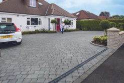 Drivesett Tegula Concrete Paving Pennant Grey 160 X 160 X 50mm (10.91m2)