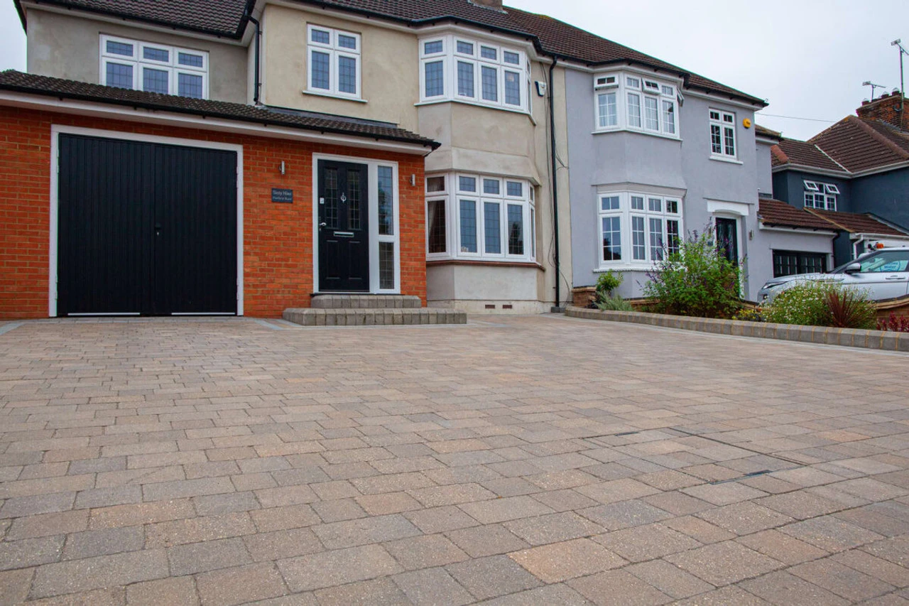 Marshalls Paving Slab Drivesett Tegula Hazelnut 4 Marshalls Paving Slab Drivesett Tegula Hazelnut - Image 2