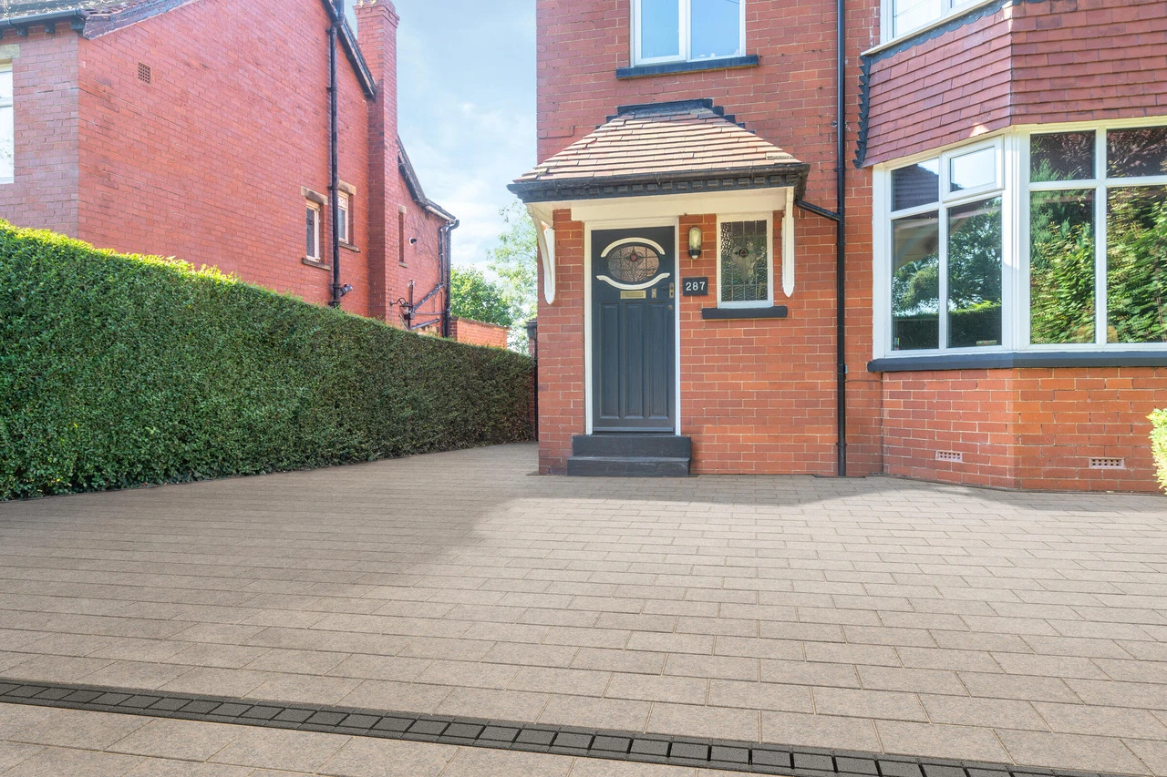 Marshalls Lunar Block Paving Rosa Mixed Size Project Pack 10.75m2 4 Marshalls Lunar Block Paving Rosa Mixed Size Project Pack 10.75m2 - Image 2