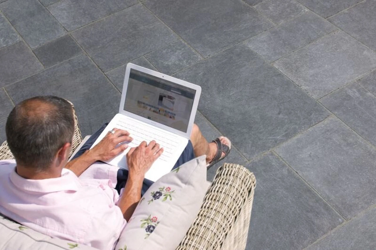 Limestone Aluri Natural Stone Paving Silver 915 X 610 X 22mm (30 Pack) 3 Limestone Aluri Natural Stone Paving Silver 915 X 610 X 22mm (30 Pack)